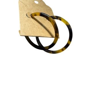 5/$25 NWT Tortoise Shell Hoop Earrings